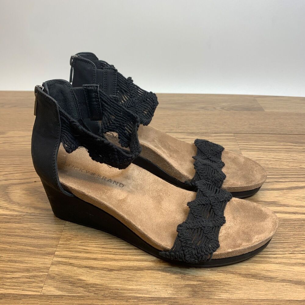 Lucky Brand Wedge Womens 8.5 Black Kaydyn Woven Crochet Open Toe Heel Back Zip